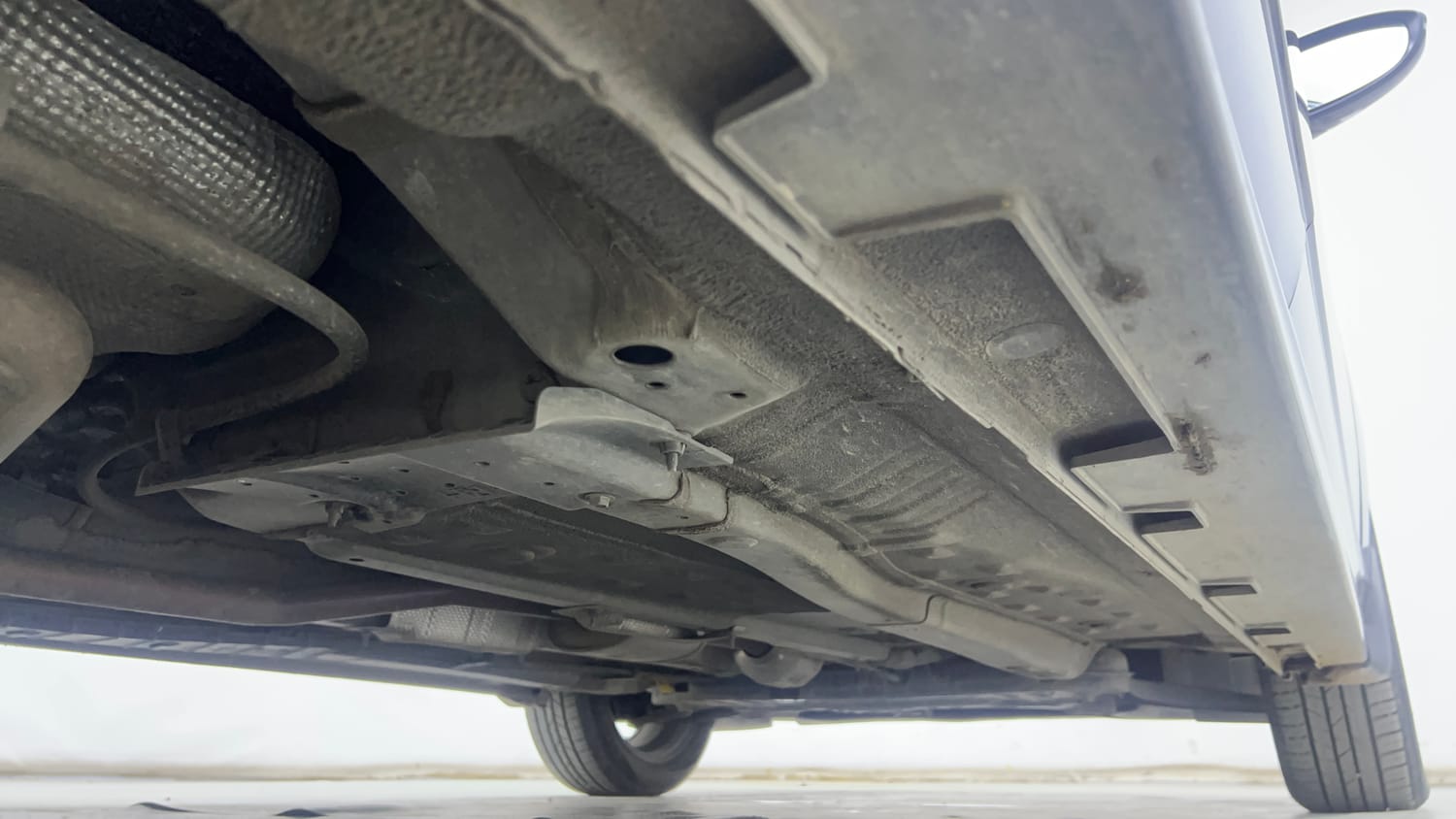 Used 2025 Hyundai New i20 Asta (O) 1.2 IVT Petrol Automatic extra REAR RIGHT UNDERBODY VIEW