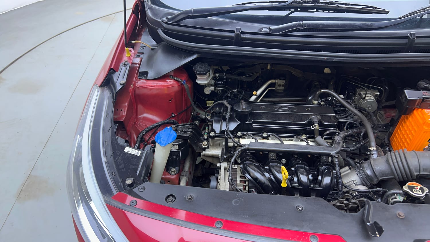 Used 2016 Hyundai Elite i20 Sportz 1.2 Petrol Manual engine ENGINE RIGHT SIDE VIEW