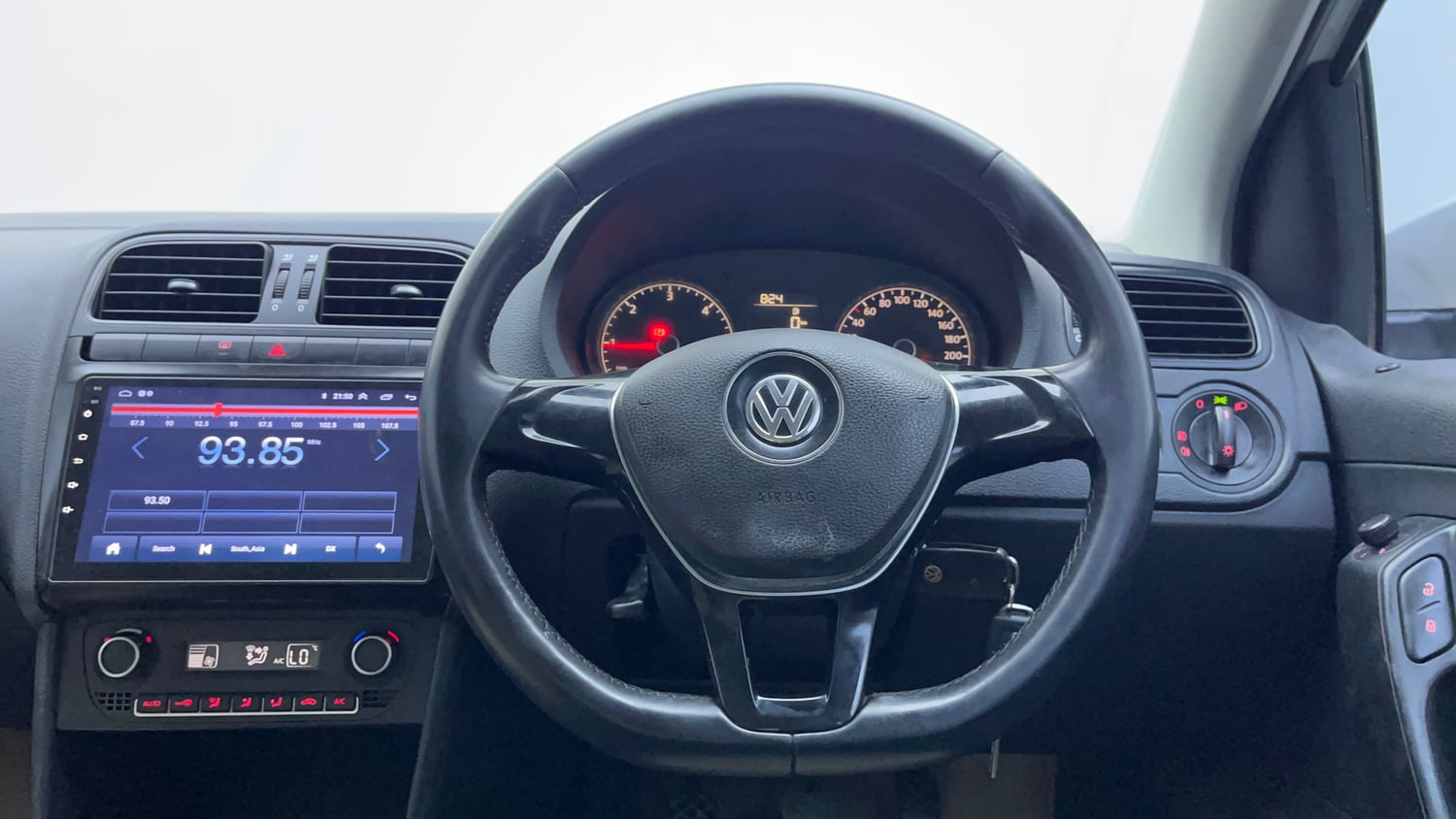 Used 2016 Volkswagen Vento Comfortline Diesel Diesel Manual interior STEERING VIEW