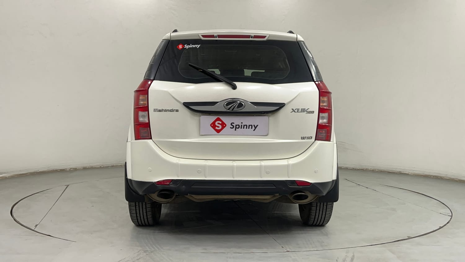 Used 2017 Mahindra XUV500 W10 Diesel Manual exterior BACK VIEW