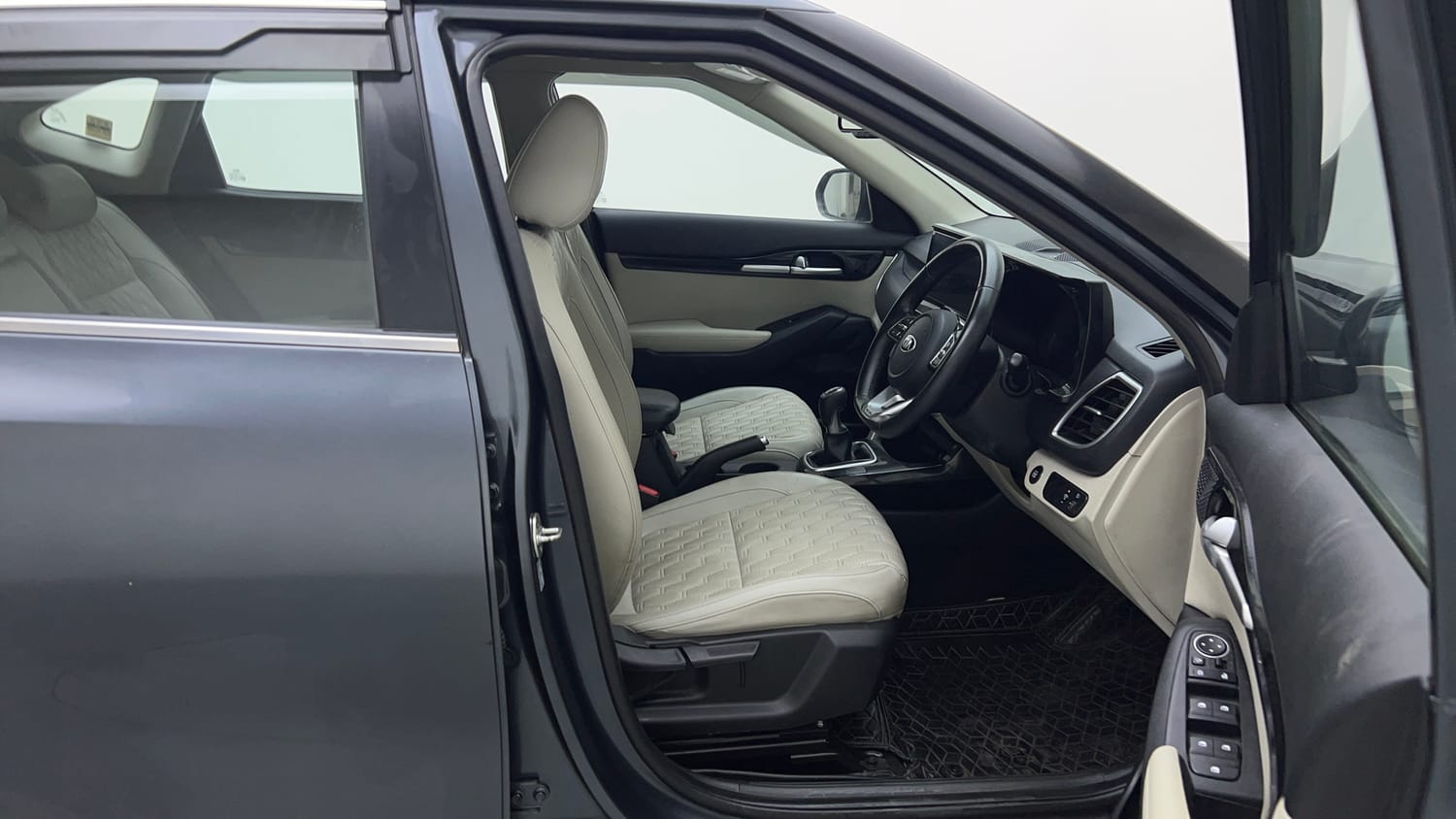 Used 2020 Kia Seltos HTX 1.5 Petrol Manual interior RIGHT SIDE FRONT DOOR CABIN VIEW