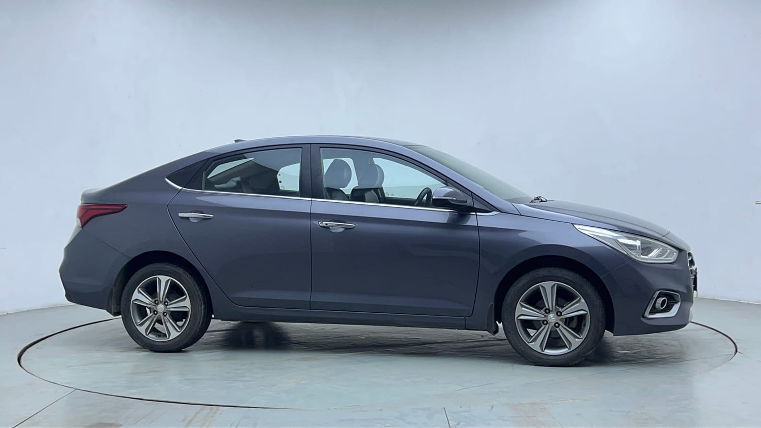 Used 2019 Hyundai Verna SX Plus 1.6 VTVT AT Petrol Automatic exterior RIGHT SIDE VIEW