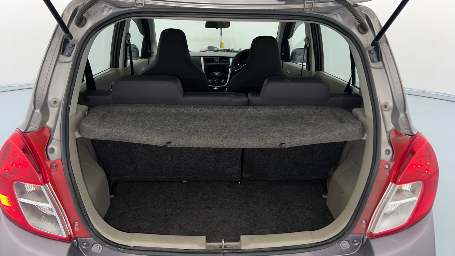 Used 2016 Maruti Suzuki Celerio VXi Petrol Manual interior DICKY INSIDE VIEW