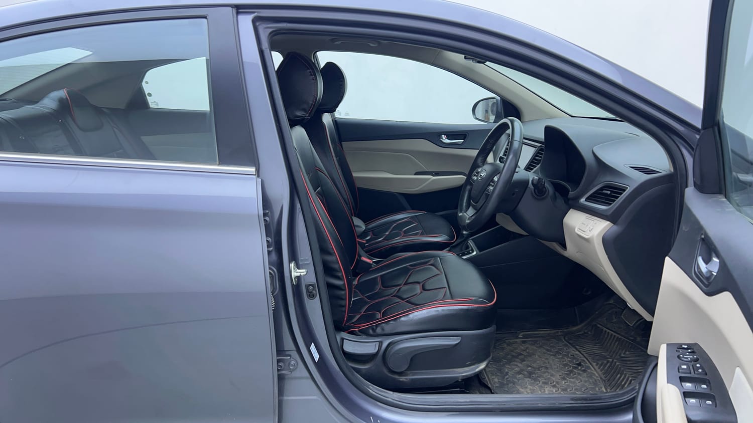 Used 2019 Hyundai Verna SX Plus 1.6 VTVT AT Petrol Automatic interior RIGHT SIDE FRONT DOOR CABIN VIEW