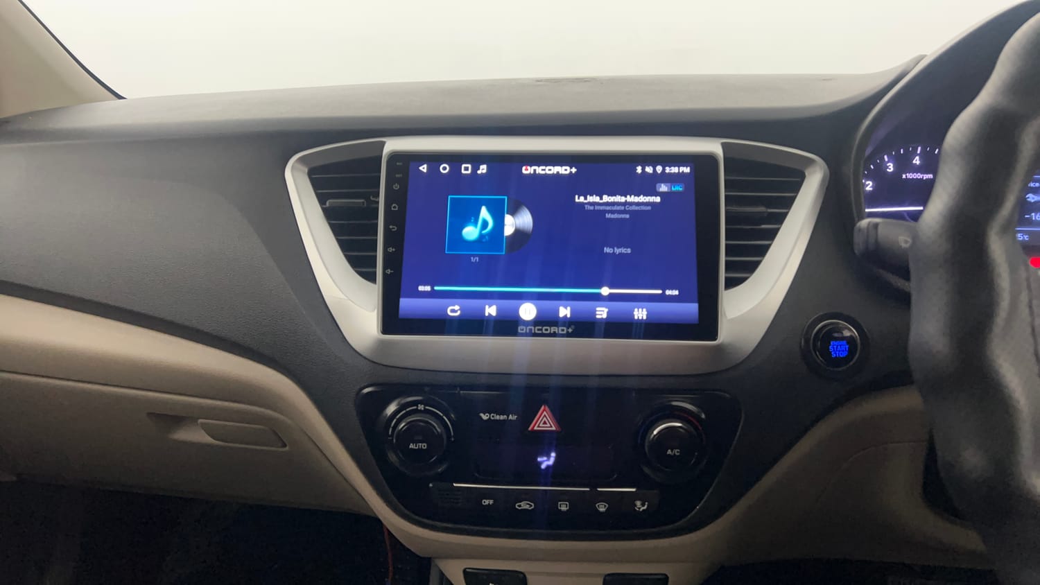 Used 2018 Hyundai Verna SX (O) 1.6 VTVT AT Petrol Automatic interior MUSIC SYSTEM & AC CONTROL VIEW