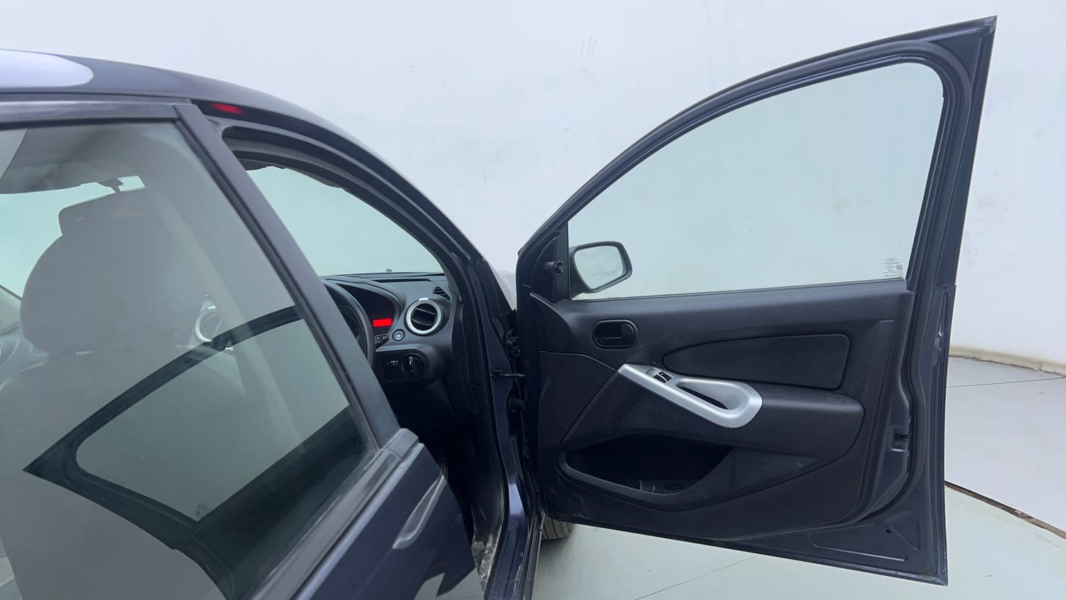 Used 2011 Ford Figo Duratec Petrol Titanium 1.2 Petrol Manual interior RIGHT FRONT DOOR OPEN VIEW