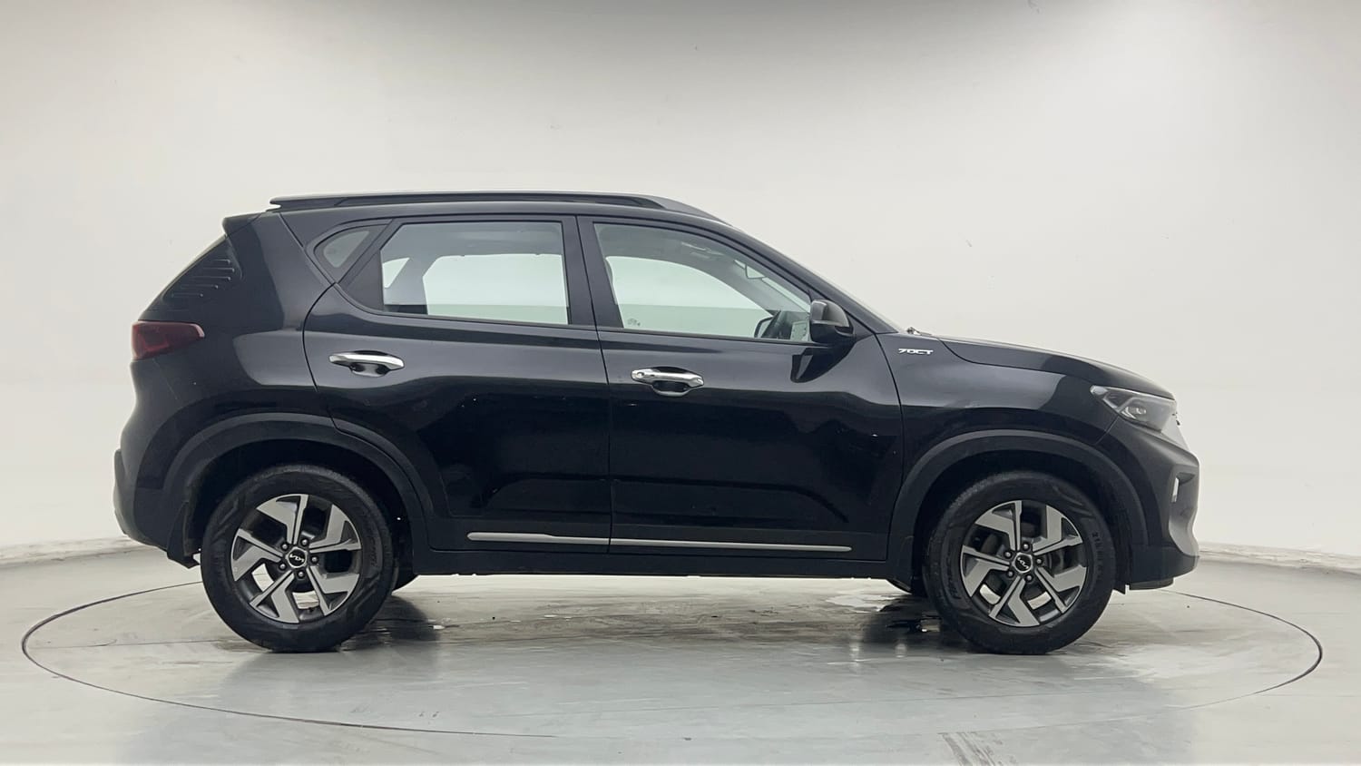 Used 2023 Kia Sonet HTX 1.0 DCT Petrol Automatic exterior RIGHT SIDE VIEW