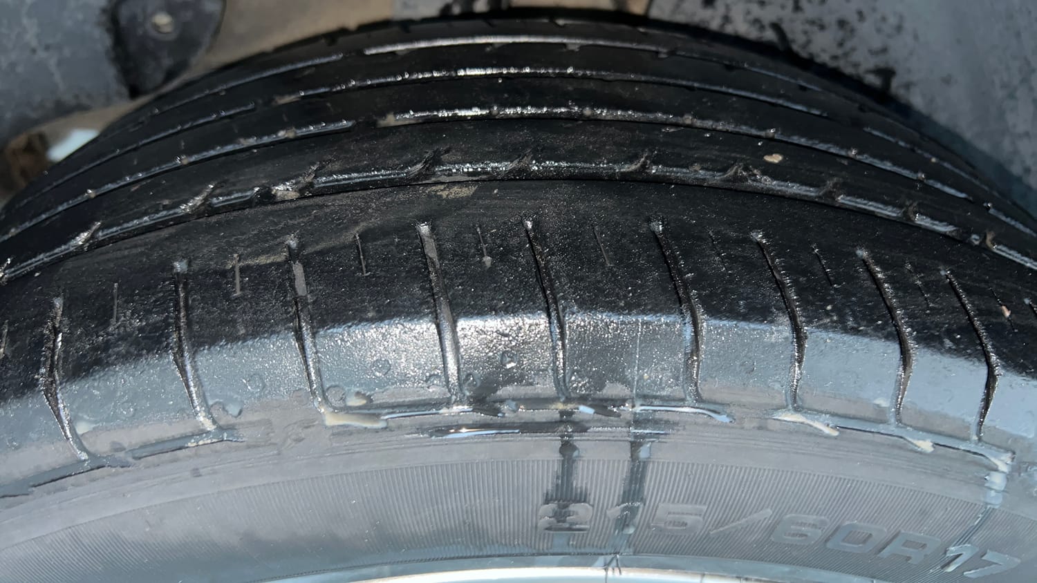 Used 2020 Kia Seltos HTX 1.5 Petrol Manual tyres RIGHT REAR TYRE TREAD VIEW