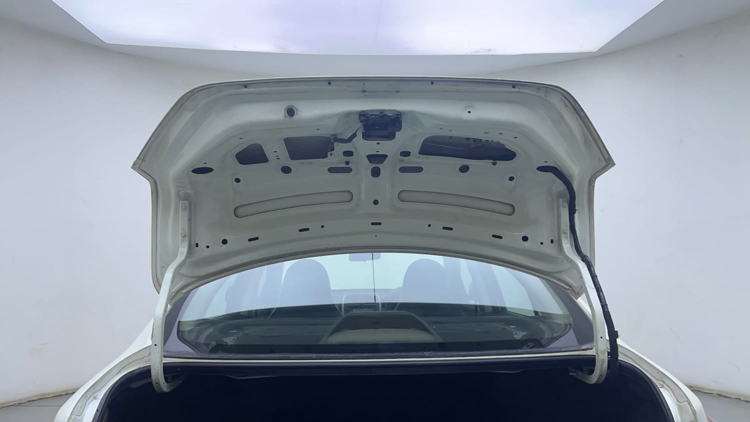 Used 2018 Nissan Sunny XE D Diesel Manual interior DICKY DOOR OPEN VIEW