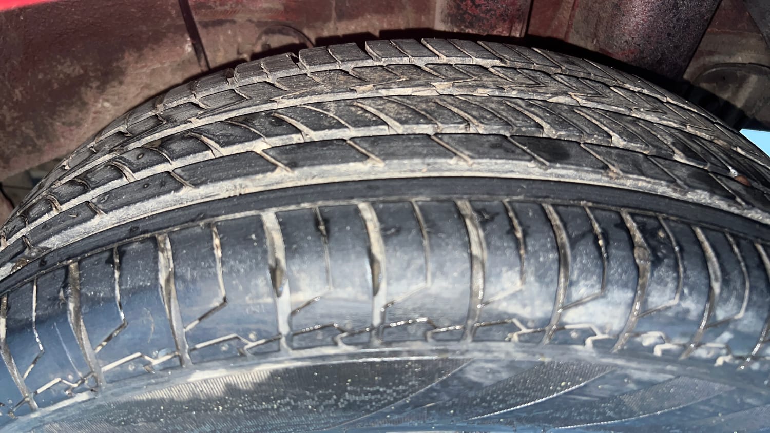 Used 2016 Hyundai Elite i20 Sportz 1.2 Petrol Manual tyres LEFT REAR TYRE TREAD VIEW