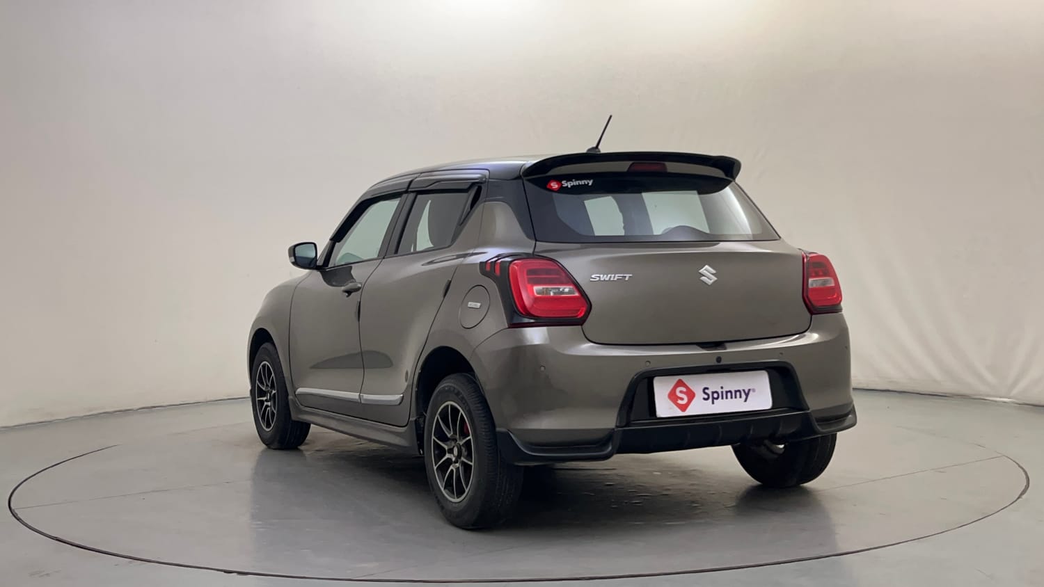 Used 2022 Maruti Suzuki Swift VXi AMT Petrol Automatic exterior LEFT REAR CORNER VIEW