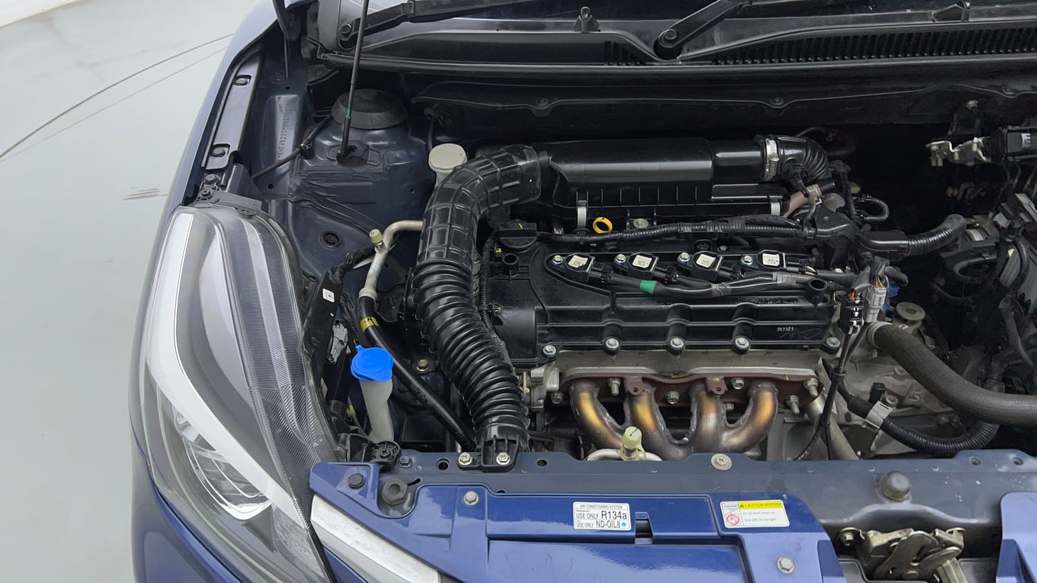 Used 2022 Maruti Suzuki Baleno Delta Petrol Manual engine ENGINE RIGHT SIDE VIEW