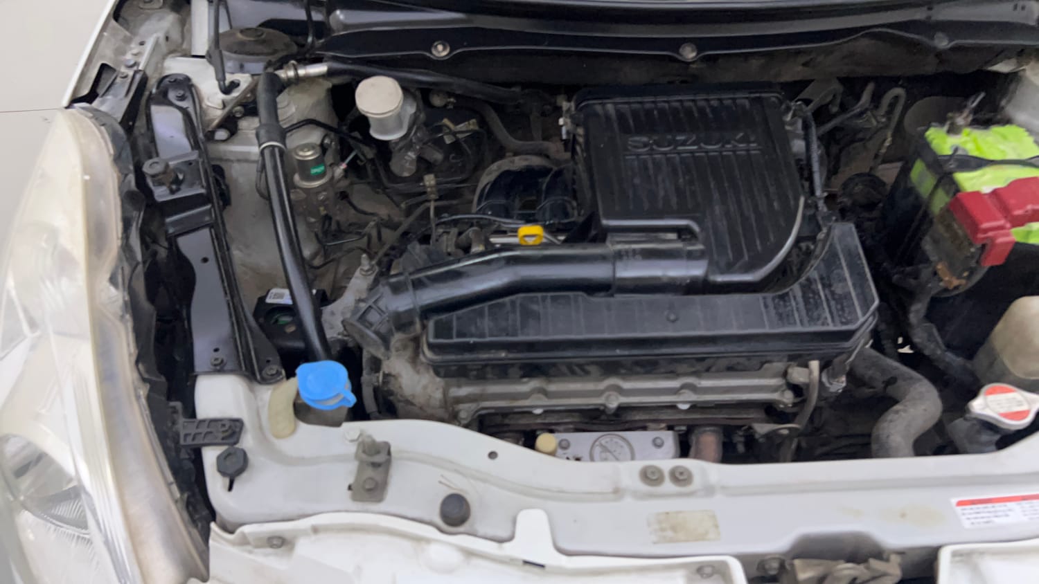 Used 2012 Maruti Suzuki Swift VXi Petrol Manual engine ENGINE RIGHT SIDE VIEW