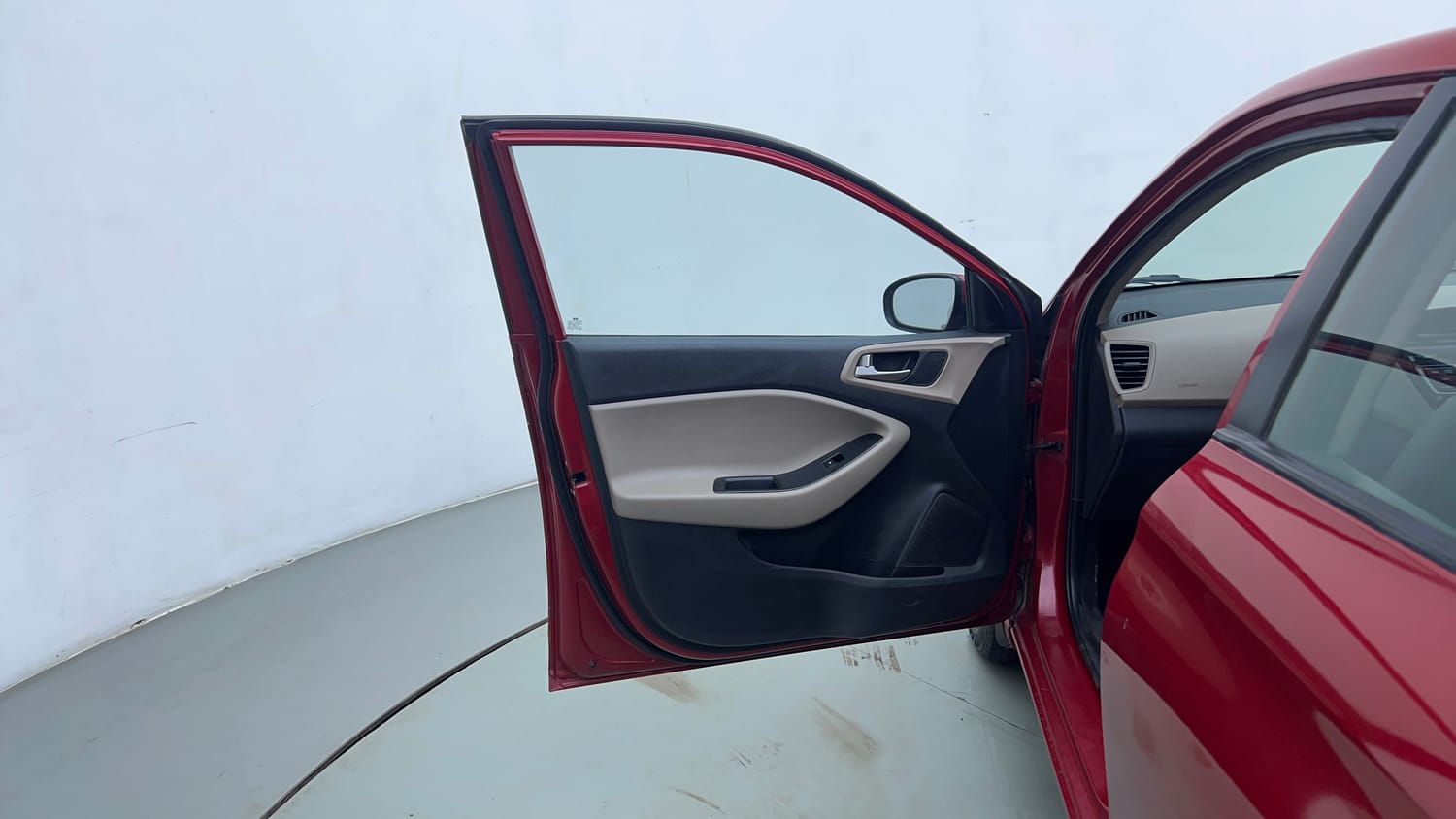 Used 2016 Hyundai Elite i20 Sportz 1.2 Petrol Manual interior LEFT FRONT DOOR OPEN VIEW
