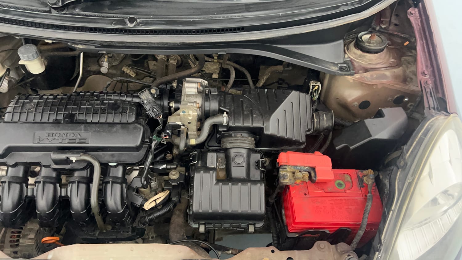 Used 2014 Honda Amaze 1.2 S i-VTEC Petrol Manual engine ENGINE LEFT SIDE VIEW