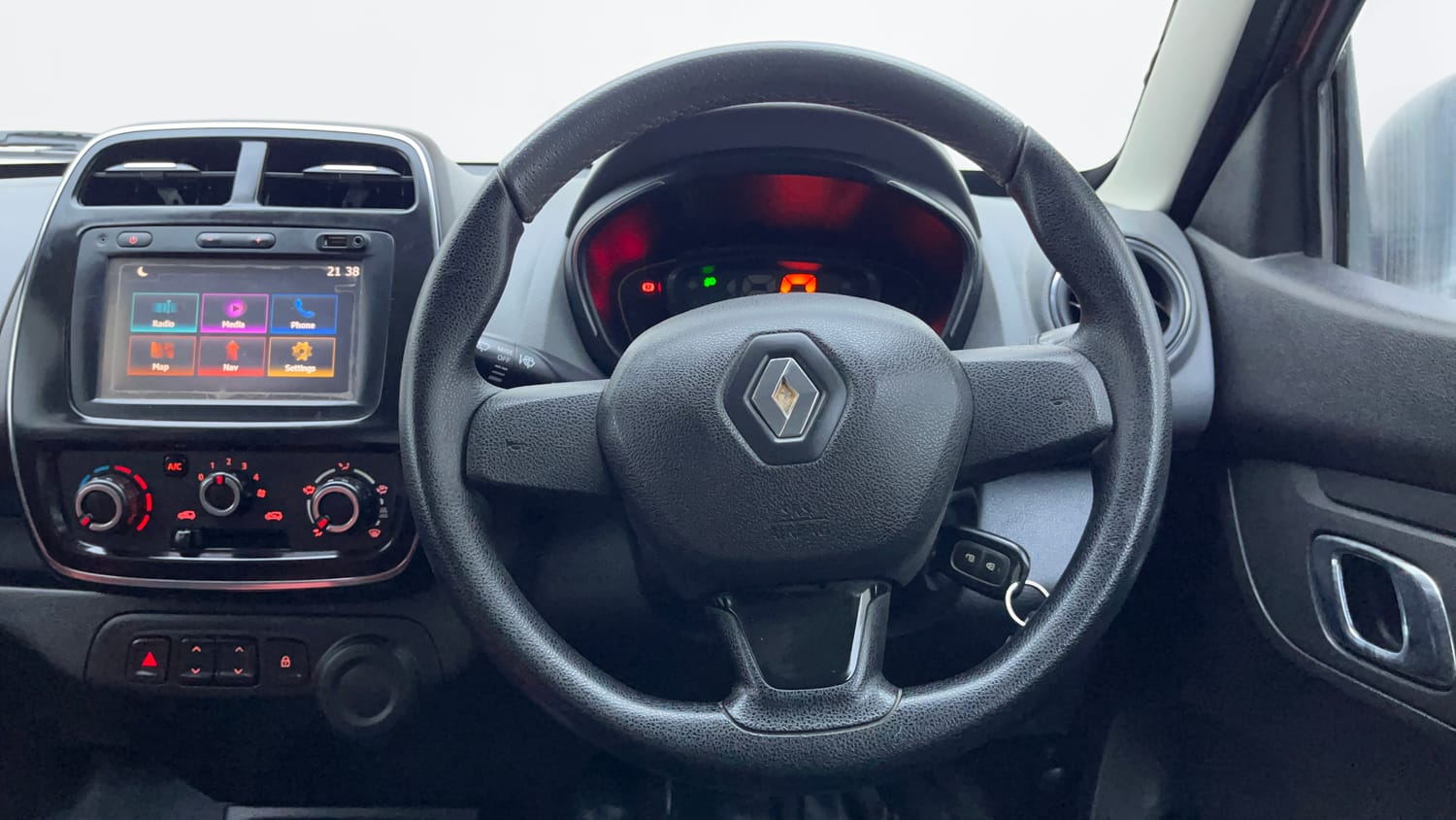 Used 2018 Renault Kwid RXT Petrol Manual interior STEERING VIEW