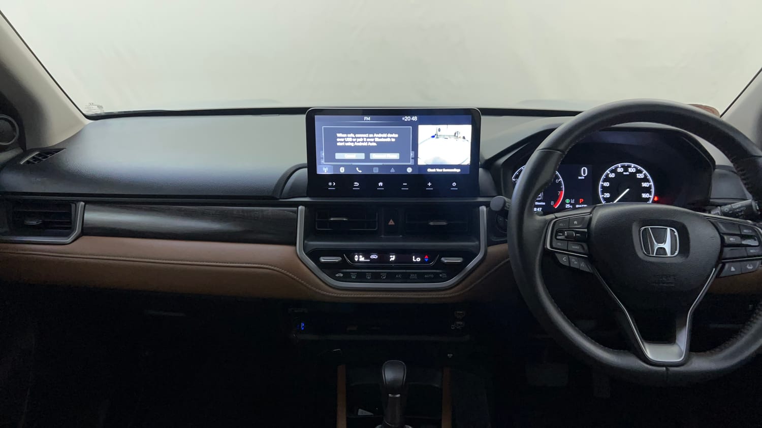 Used 2024 Honda Elevate ZX CVT Petrol Automatic interior MUSIC SYSTEM & AC CONTROL VIEW
