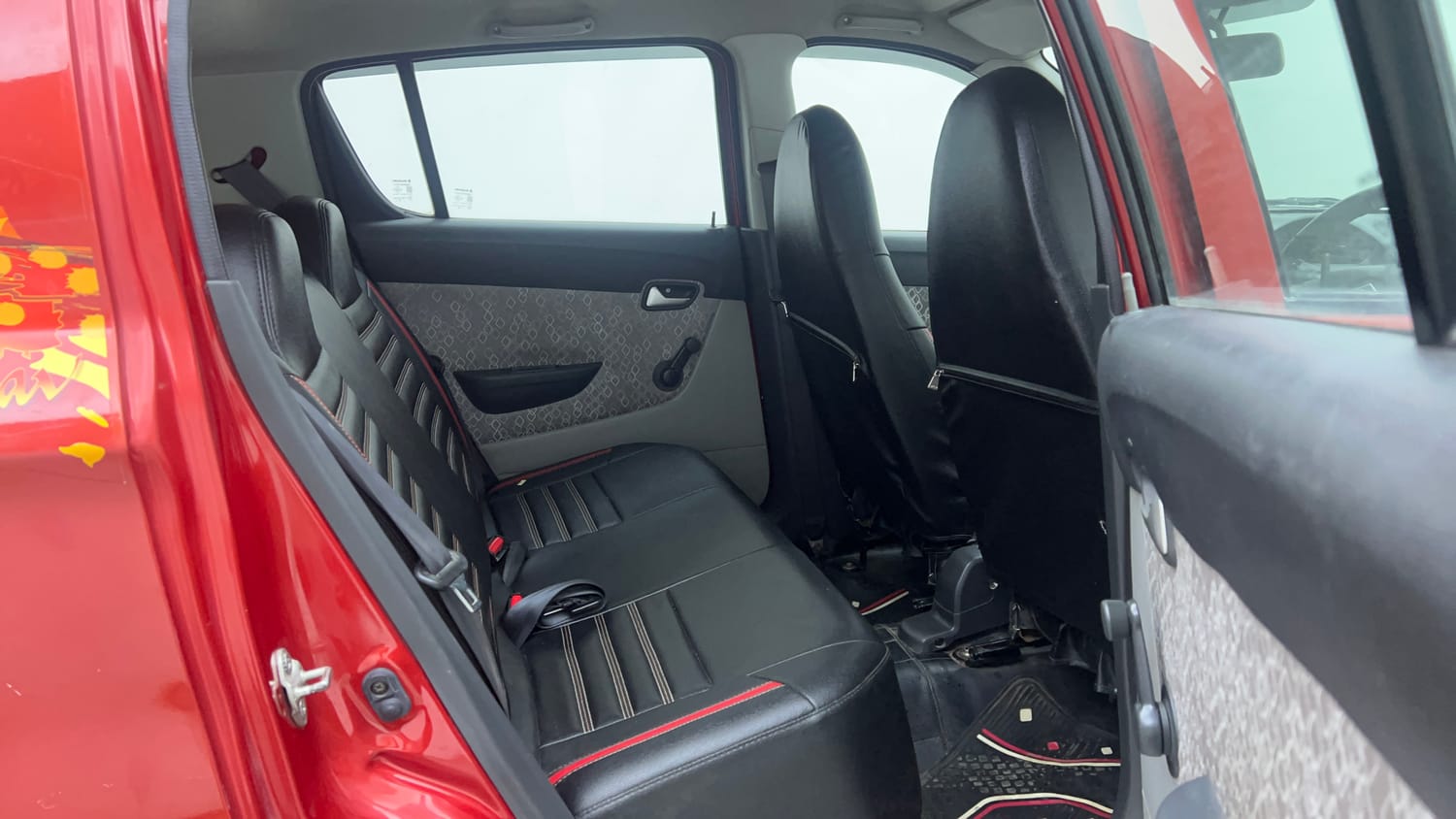 Used 2018 Maruti Suzuki Alto 800 VXi Petrol Manual interior RIGHT SIDE REAR DOOR CABIN VIEW
