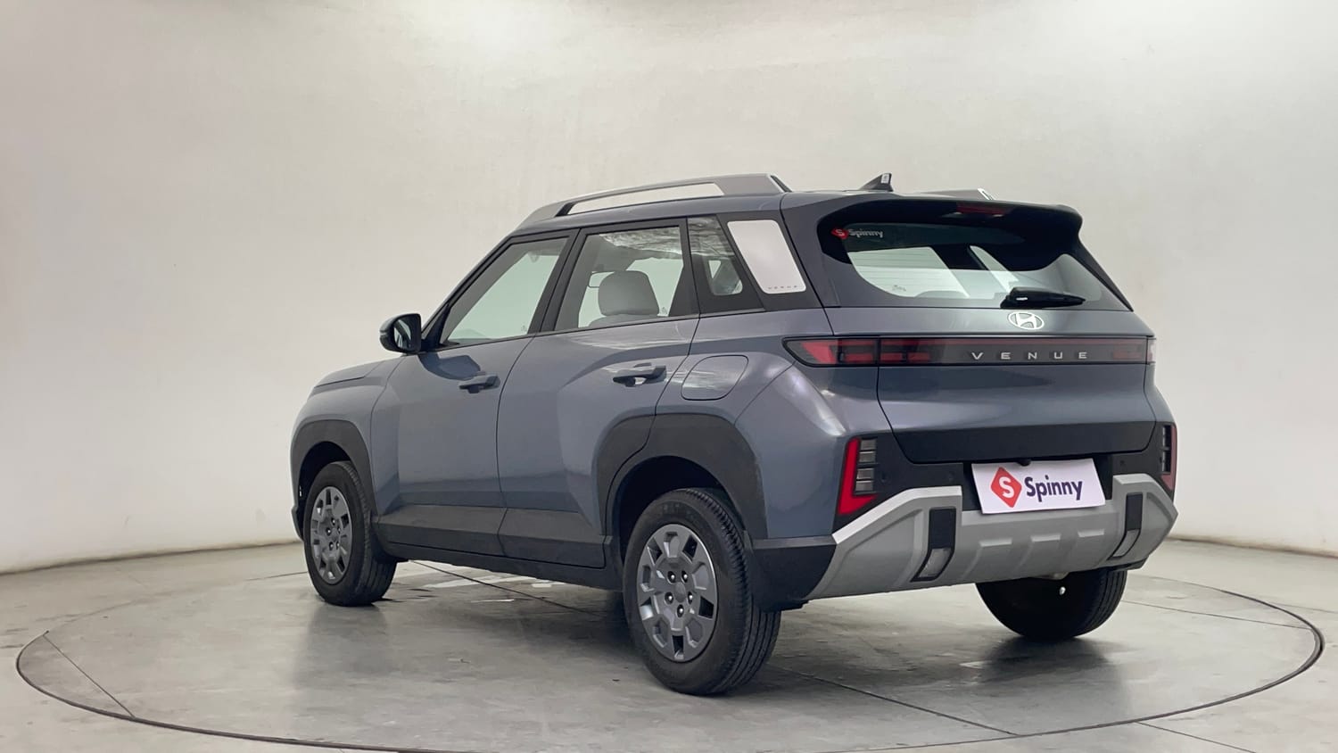 Used 2026 Hyundai Venue 1.2 Kappa Petrol MT HX 5+ Petrol Manual exterior LEFT REAR CORNER VIEW