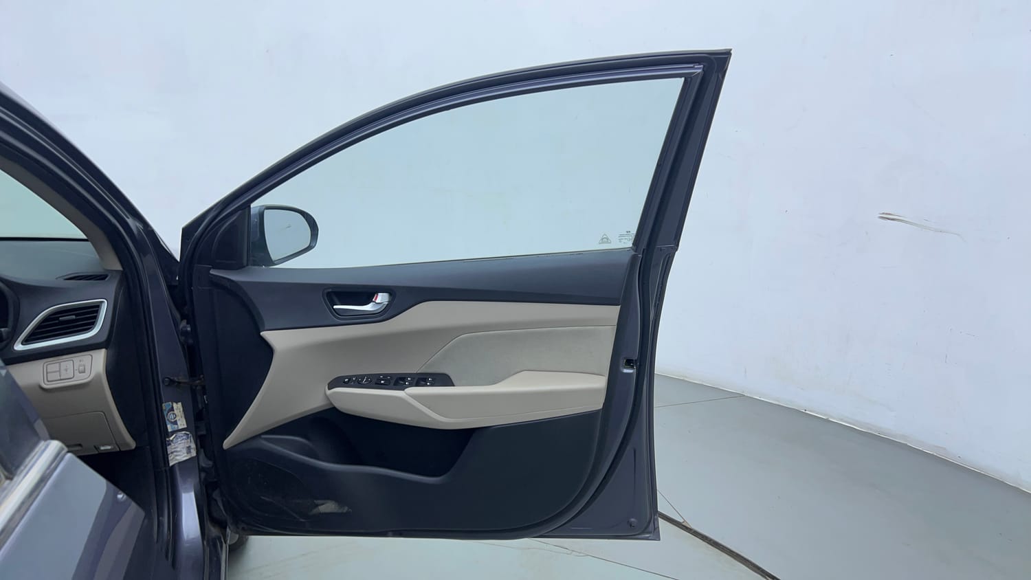Used 2019 Hyundai Verna SX Plus 1.6 VTVT AT Petrol Automatic interior RIGHT FRONT DOOR OPEN VIEW