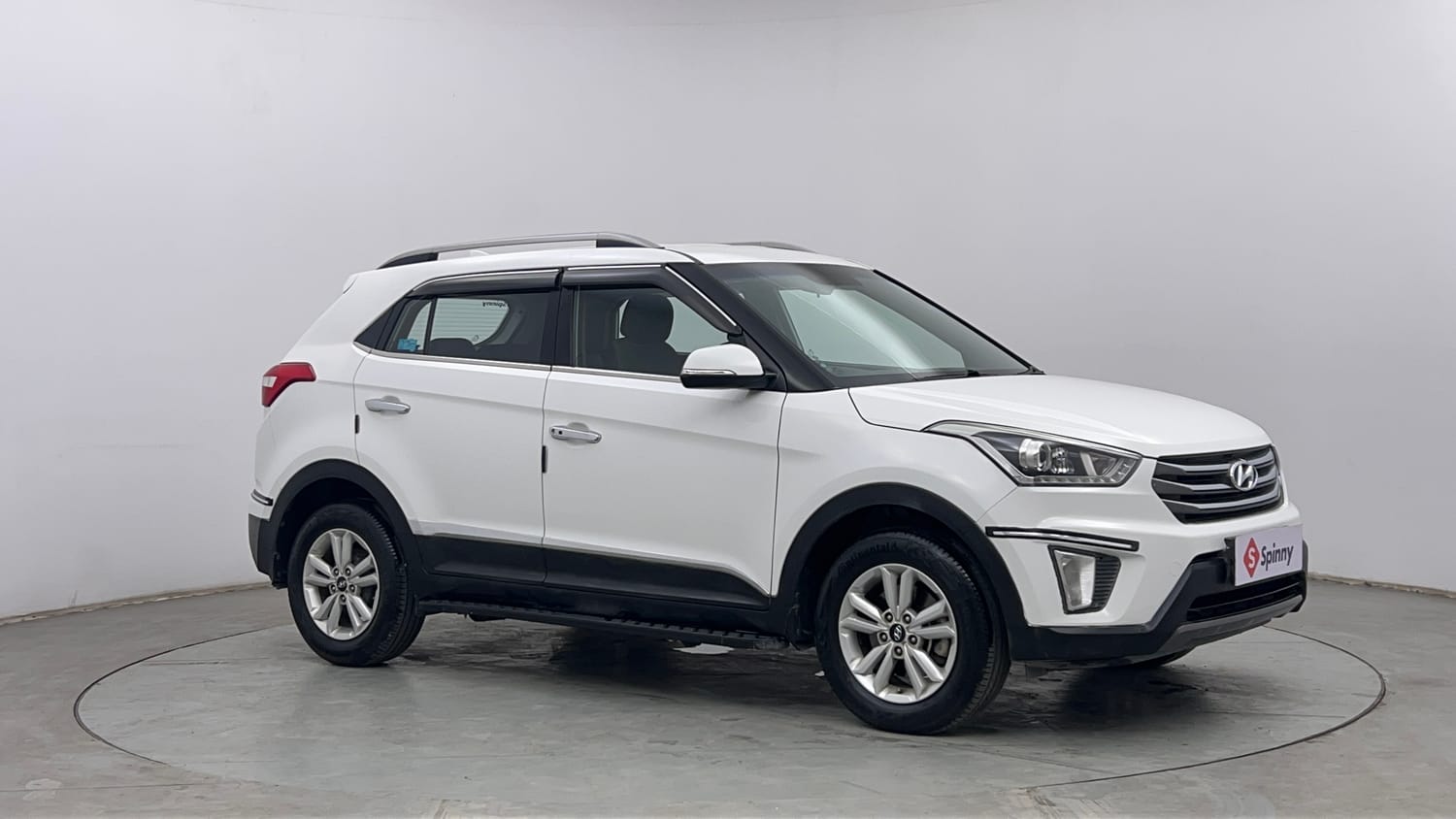 Used 2017 Hyundai Creta 1.6 SX Plus Petrol Petrol Manual exterior RIGHT FRONT CORNER VIEW