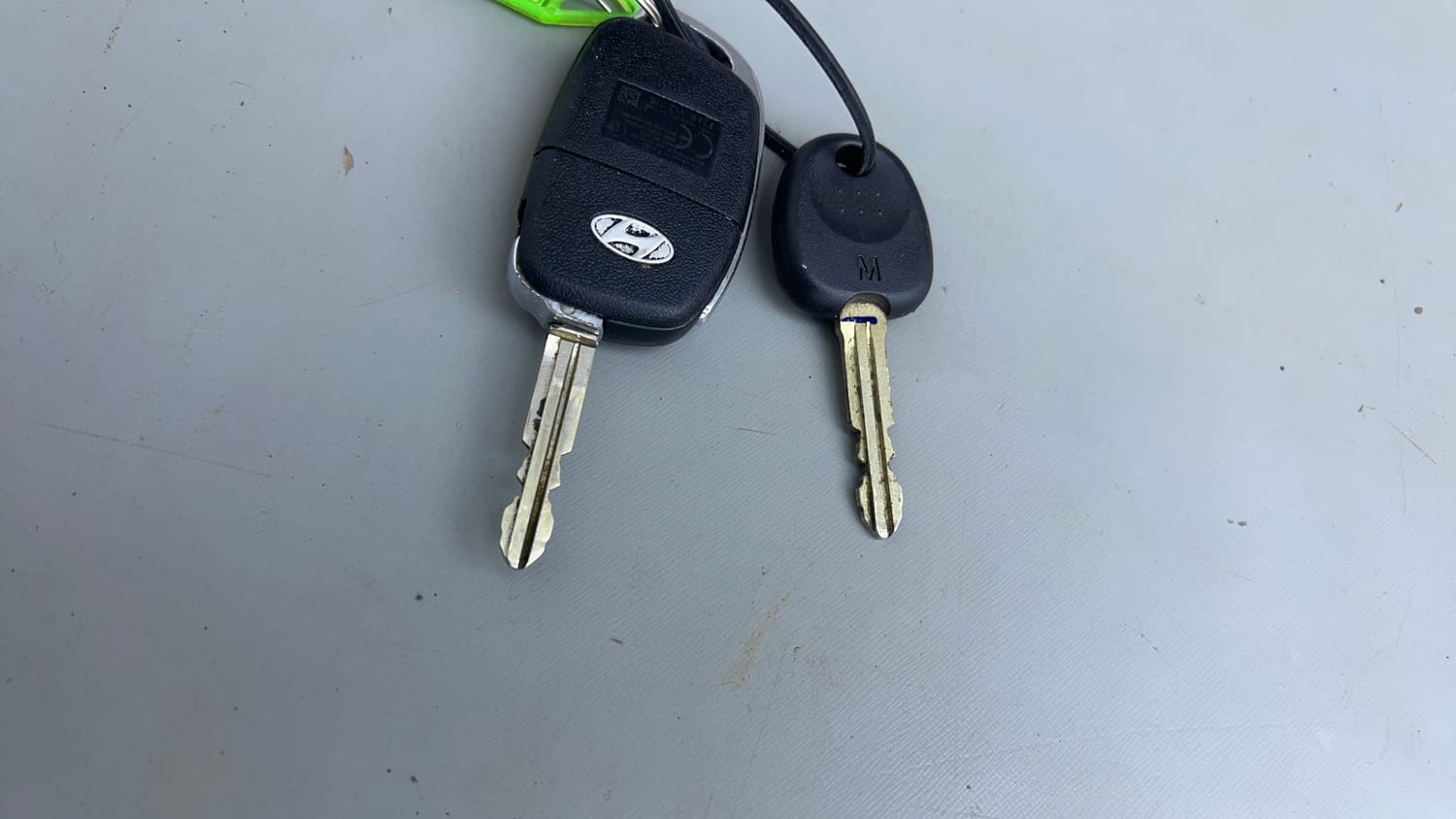 Used 2016 Hyundai Elite i20 Sportz 1.2 Petrol Manual extra CAR KEY VIEW