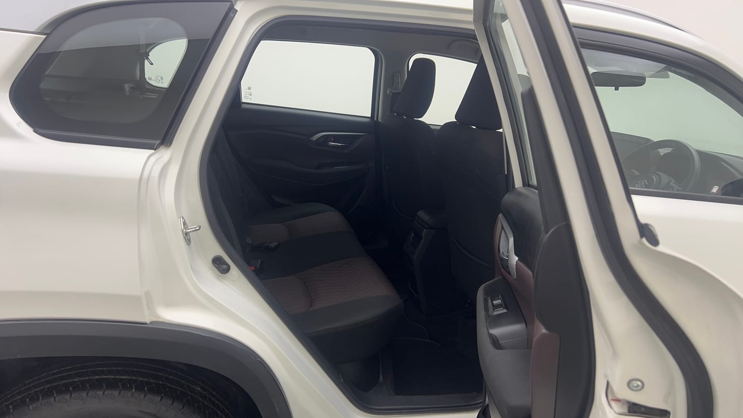 Used 2025 Maruti Suzuki Grand Vitara Delta CNG Cng Manual interior RIGHT SIDE REAR DOOR CABIN VIEW
