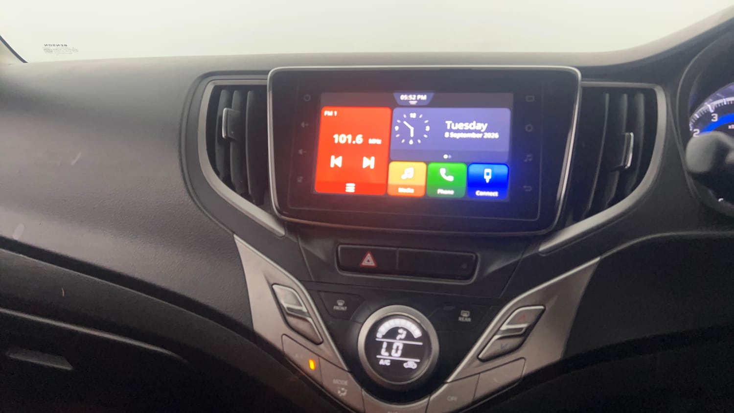 Used 2020 Maruti Suzuki Baleno Zeta Petrol Manual interior MUSIC SYSTEM & AC CONTROL VIEW