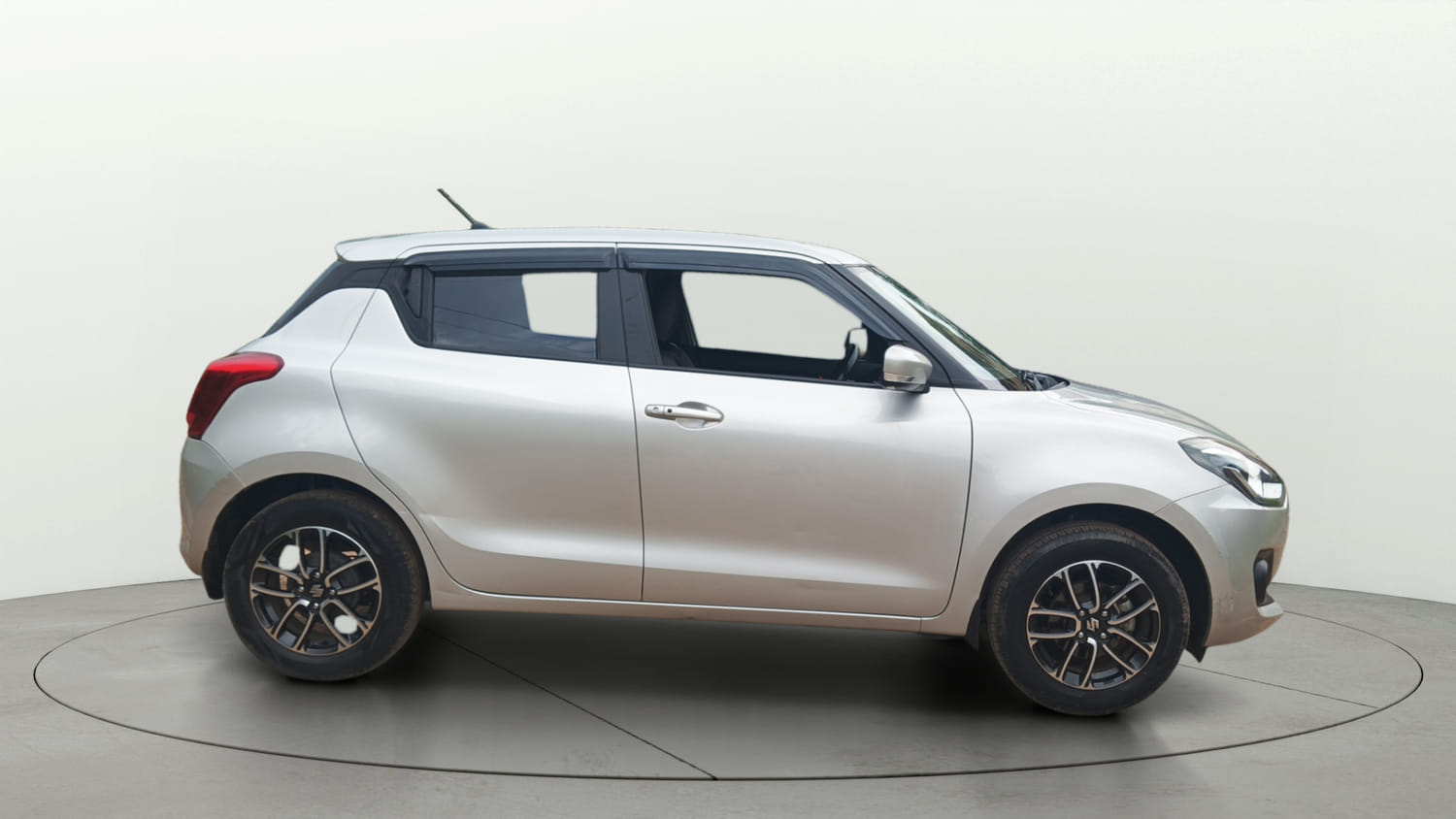 Used 2021 Maruti Suzuki Swift ZXi Plus Petrol Manual exterior RIGHT SIDE VIEW