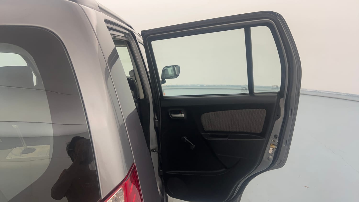 Used 2015 Maruti Suzuki Wagon R LXI Petrol Manual interior RIGHT REAR DOOR OPEN VIEW