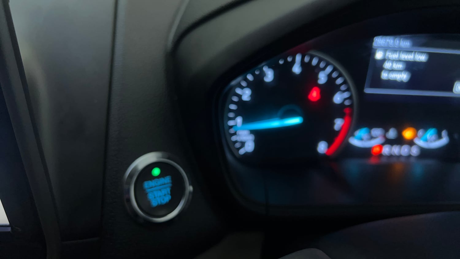 Used 2021 Ford EcoSport Titanium Plus 1.5L Ti-VCT AT Petrol Automatic top_features Keyless start