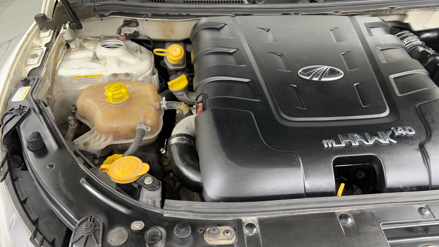 Used 2017 Mahindra XUV500 W10 Diesel Manual engine ENGINE RIGHT SIDE VIEW