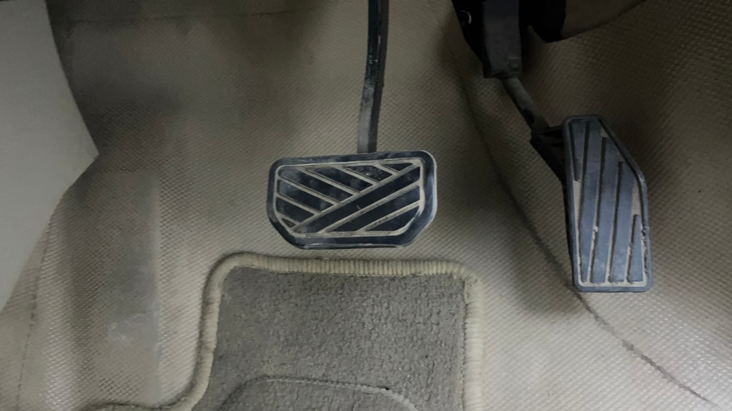 Used 2018 Maruti Suzuki Dzire ZXi Plus AMT Petrol Automatic interior PEDALS VIEW