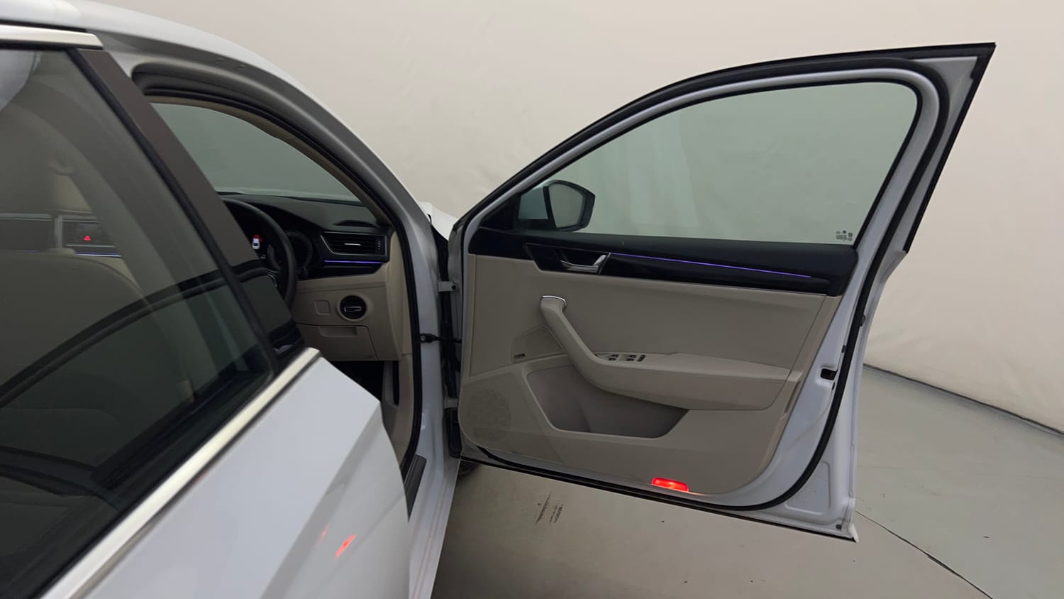 Used 2020 Skoda Superb L&K AT Petrol Automatic interior RIGHT FRONT DOOR OPEN VIEW