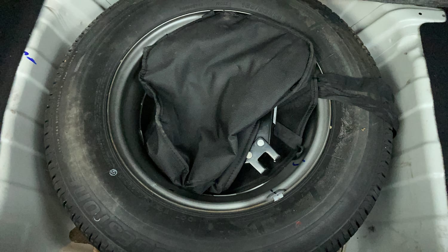 Used 2022 Tata Altroz XT Petrol Petrol Manual tyres SPARE TYRE VIEW