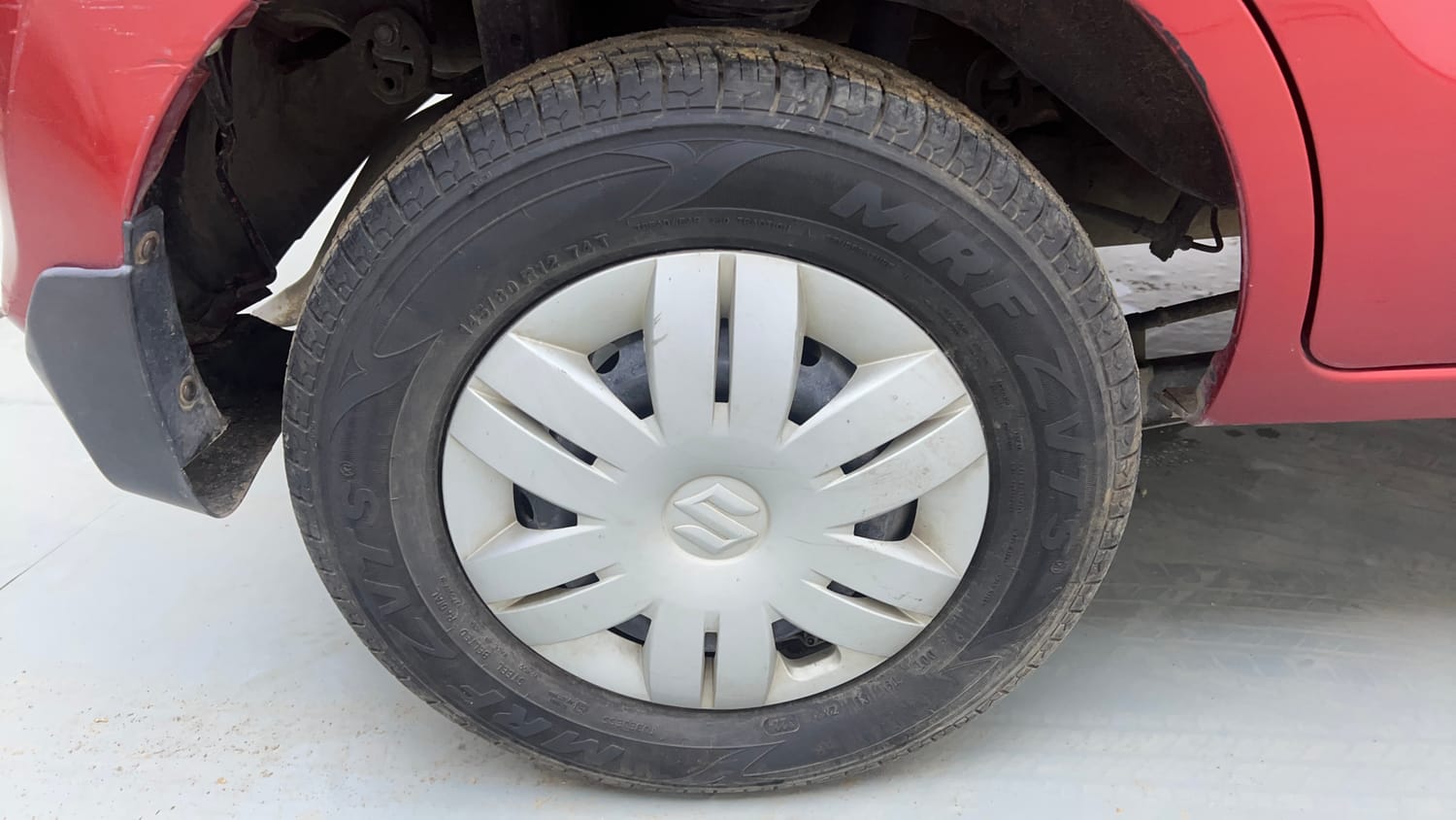 Used 2018 Maruti Suzuki Alto 800 VXi Petrol Manual tyres RIGHT REAR TYRE RIM VIEW
