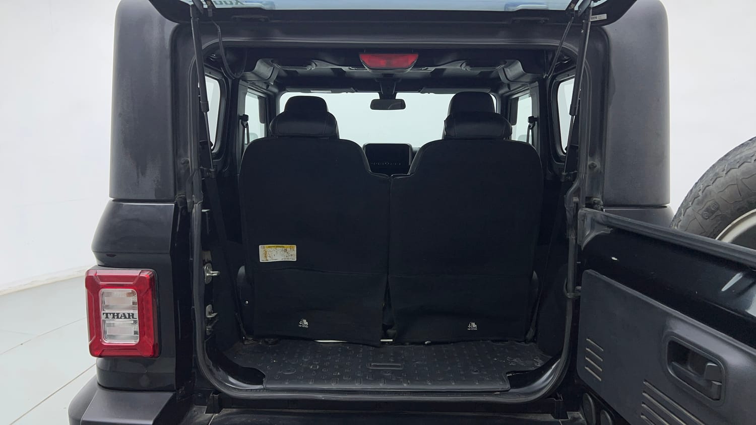 Used 2023 mahindra Thar LX Hard Top Petrol AT 4WD Petrol Automatic interior DICKY INSIDE VIEW
