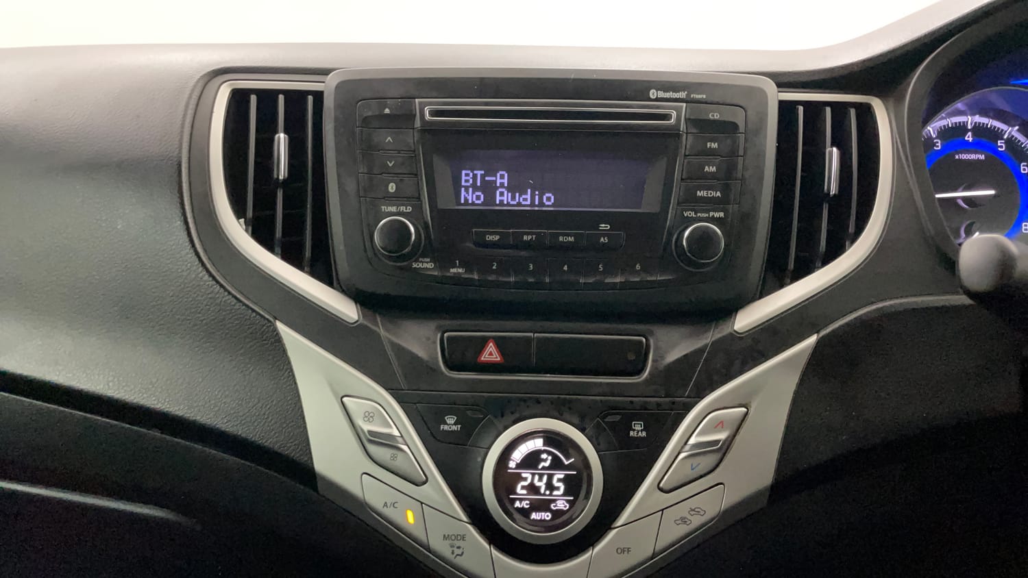 Used 2017 Maruti Suzuki Baleno Zeta 1.2 Petrol Manual interior MUSIC SYSTEM & AC CONTROL VIEW