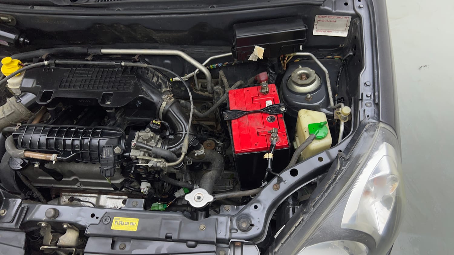 Used 2016 Maruti Suzuki Alto 800 VXi Petrol Manual engine ENGINE LEFT SIDE VIEW