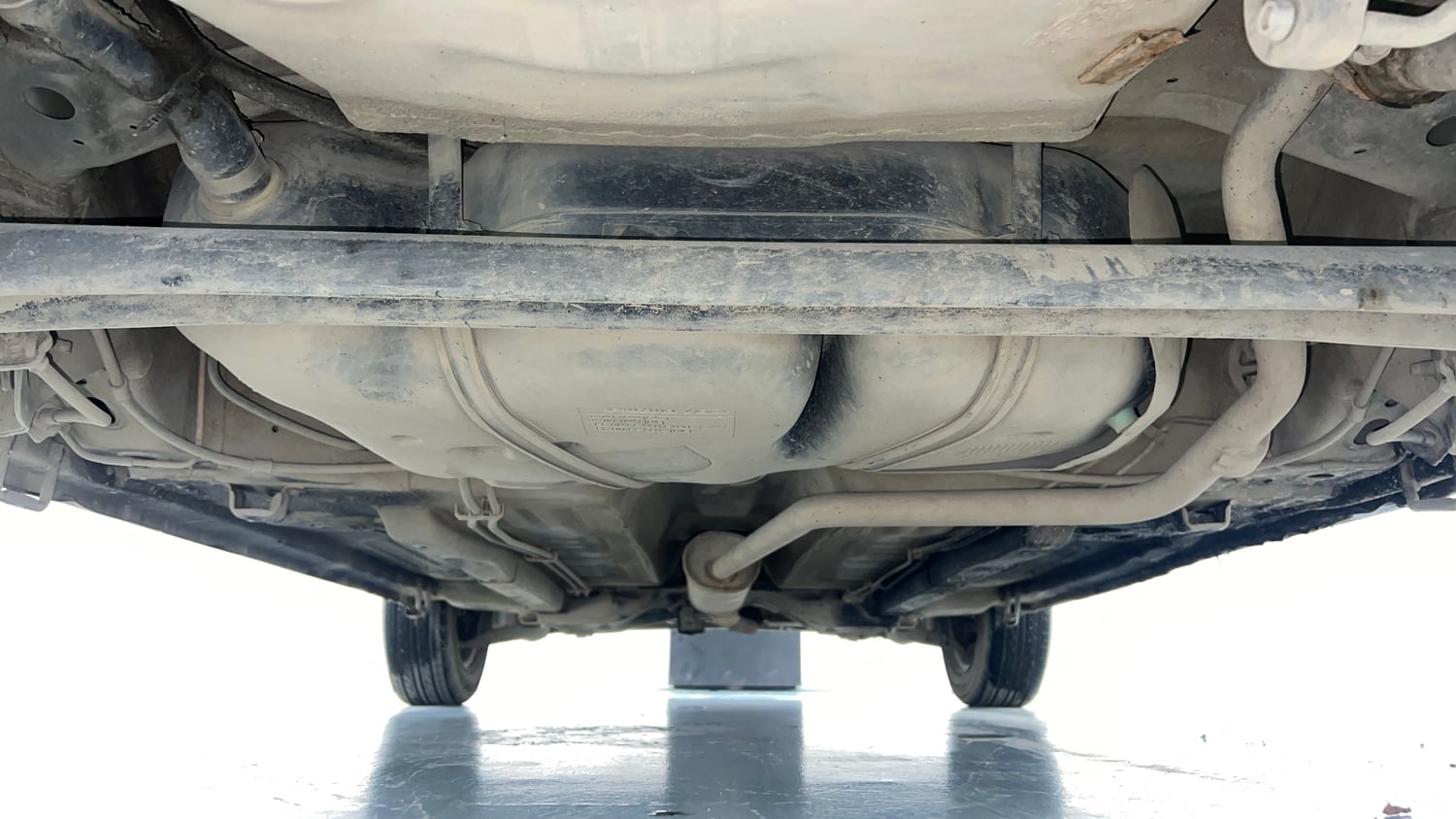 Used 2016 Maruti Suzuki Celerio VXi Petrol Manual extra REAR UNDERBODY VIEW (TAKEN FROM REAR)