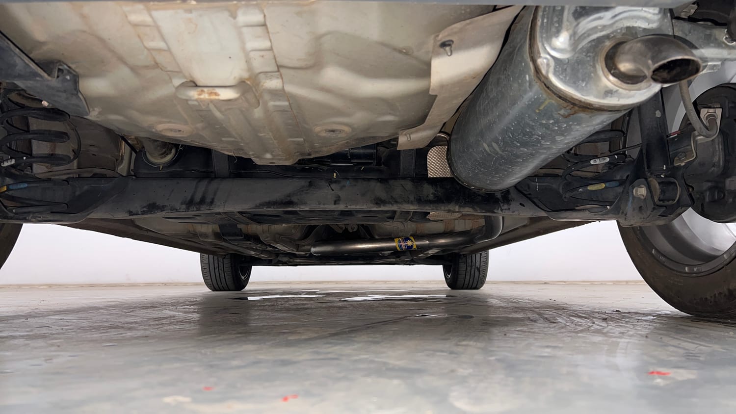 Used 2020 Hyundai Elite i20 Sportz Plus 1.2 Petrol Manual extra REAR UNDERBODY VIEW (TAKEN FROM REAR)