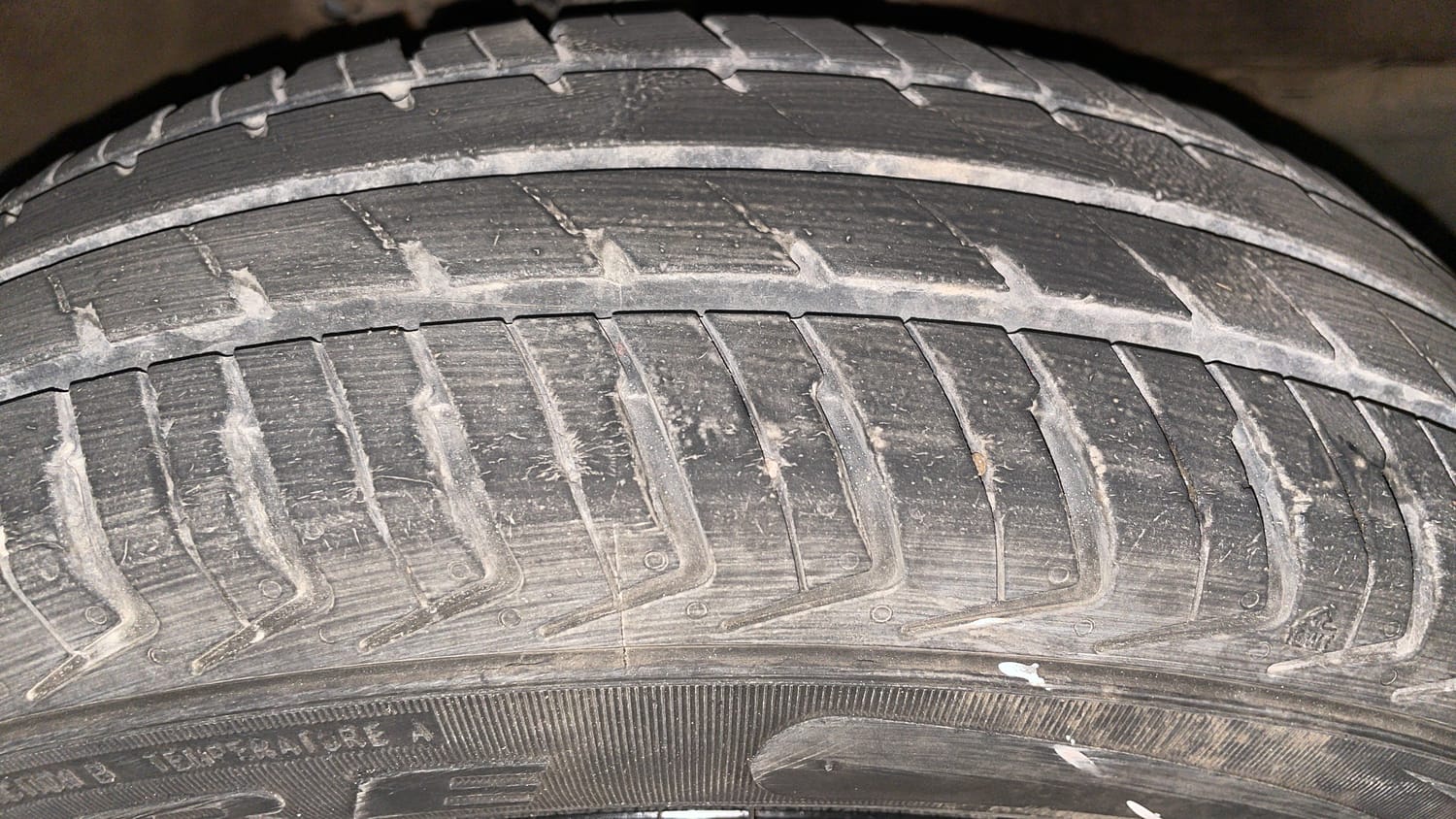Used 2023 Maruti Suzuki Alto K10 VXi Petrol Manual tyres RIGHT FRONT TYRE TREAD VIEW