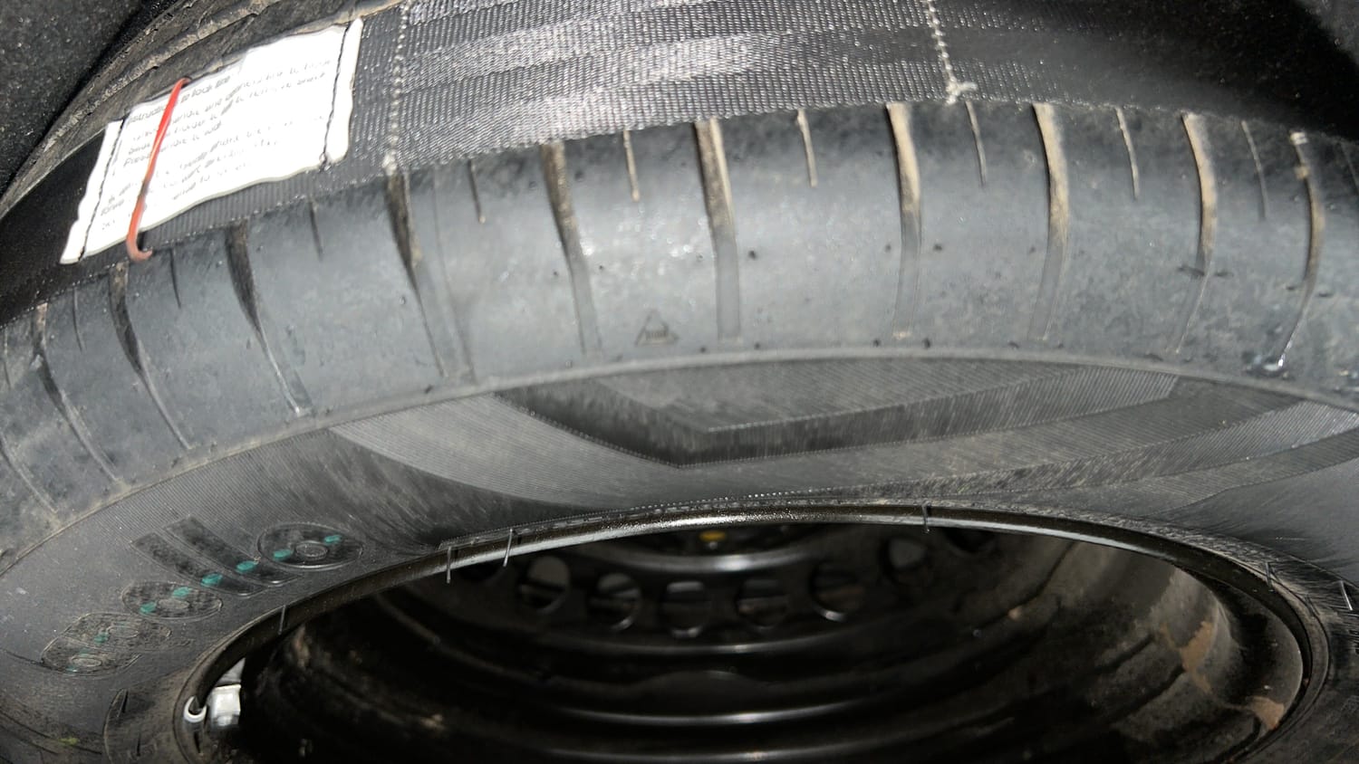 Used 2023 Maruti Suzuki Baleno Zeta MT CNG Cng Manual tyres SPARE TYRE VIEW