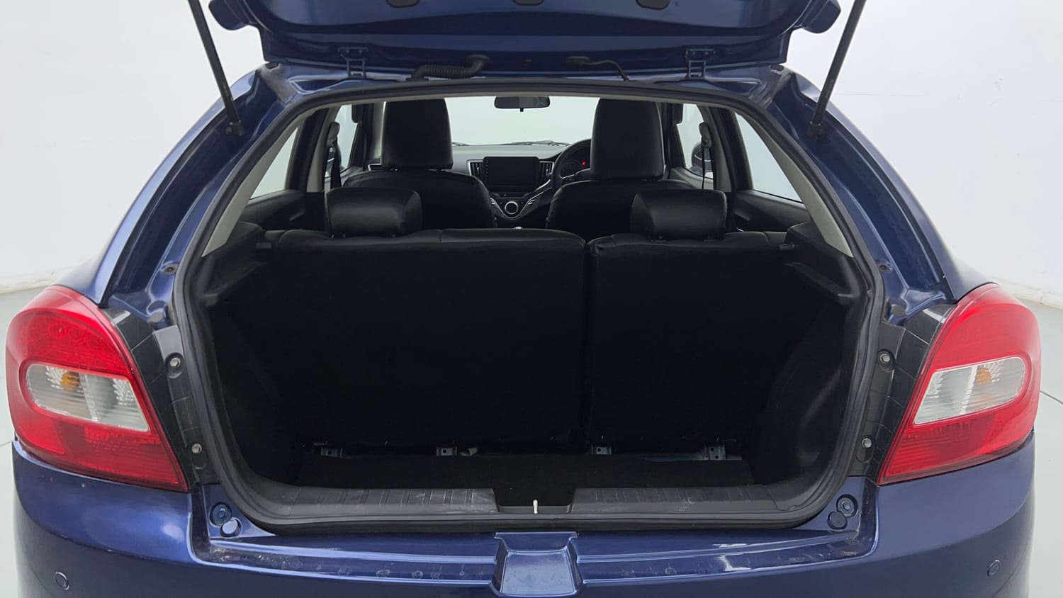 Used 2022 Maruti Suzuki Baleno Delta Petrol Manual interior DICKY INSIDE VIEW