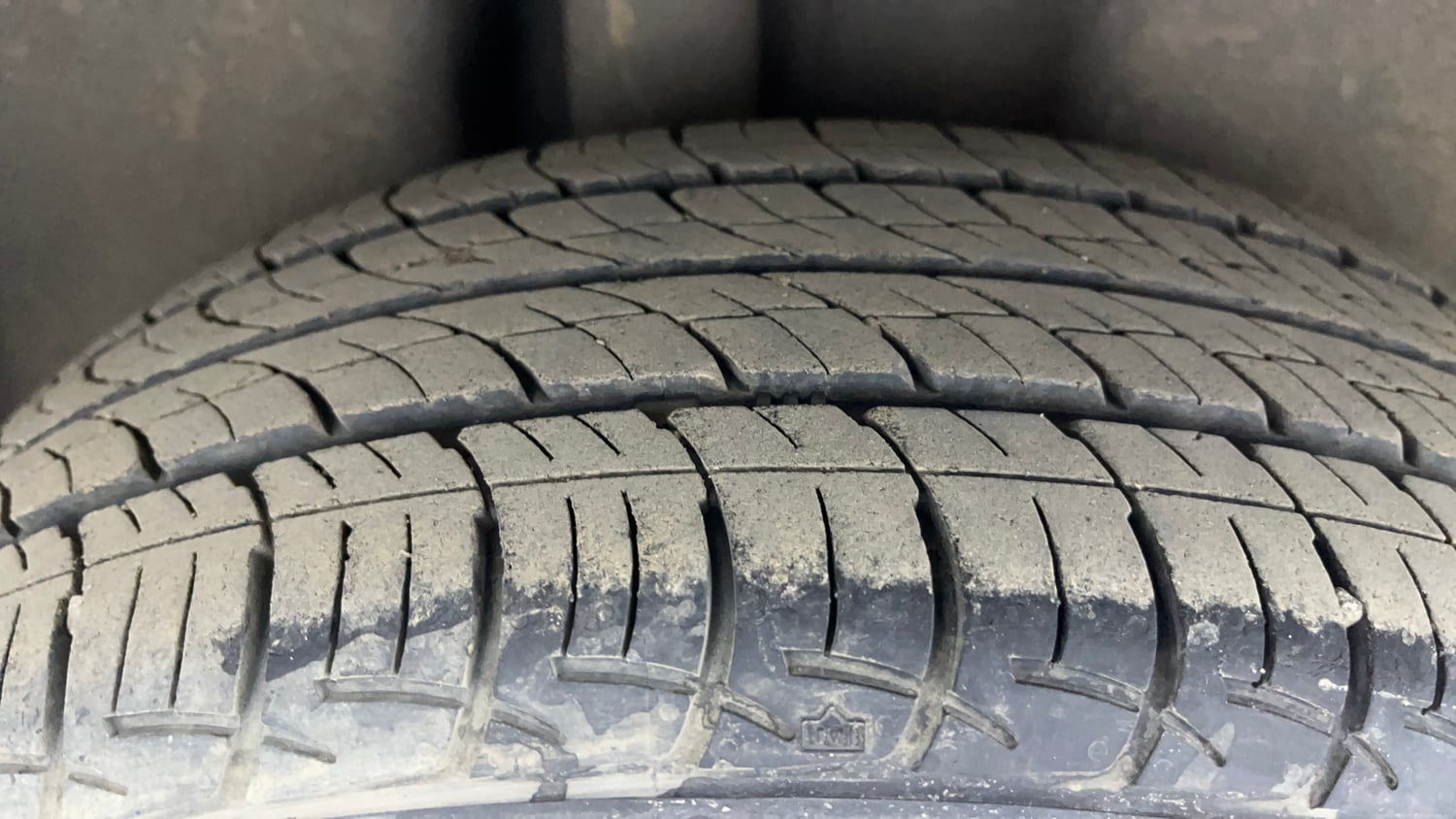 Used 2016 Volkswagen Vento Comfortline Diesel Diesel Manual tyres RIGHT REAR TYRE TREAD VIEW