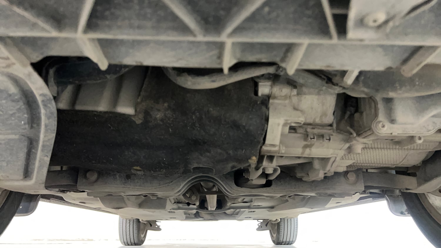 Used 2019 Volkswagen Vento Highline Plus 1.5 AT (D) 16 Alloy Diesel Automatic extra FRONT LEFT UNDERBODY VIEW