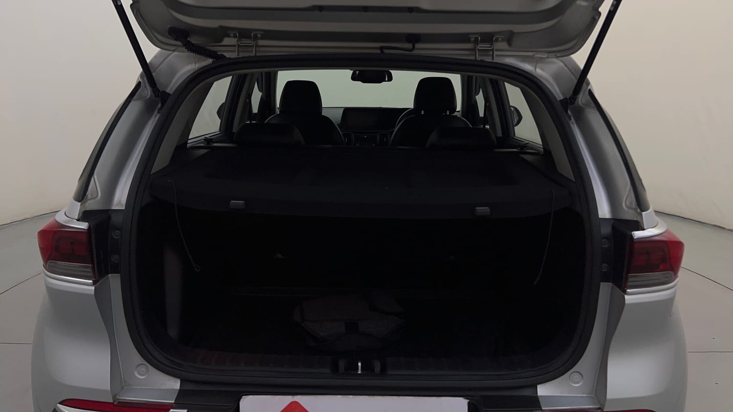 Used 2022 Kia Sonet GTX Plus 1.5 AT Diesel Automatic interior DICKY INSIDE VIEW