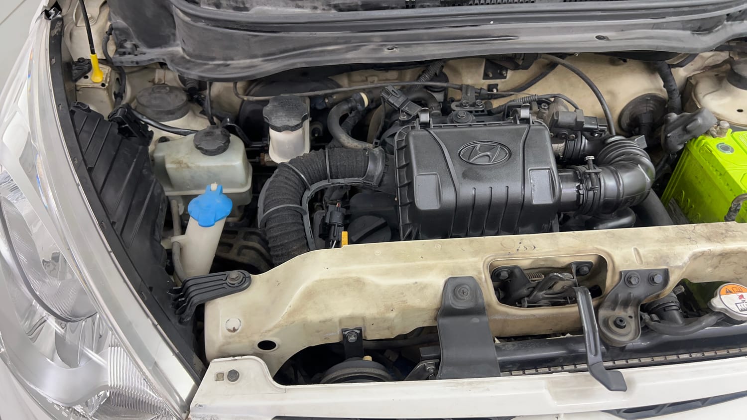 Used 2012 Hyundai Eon Era Petrol Manual engine ENGINE RIGHT SIDE VIEW
