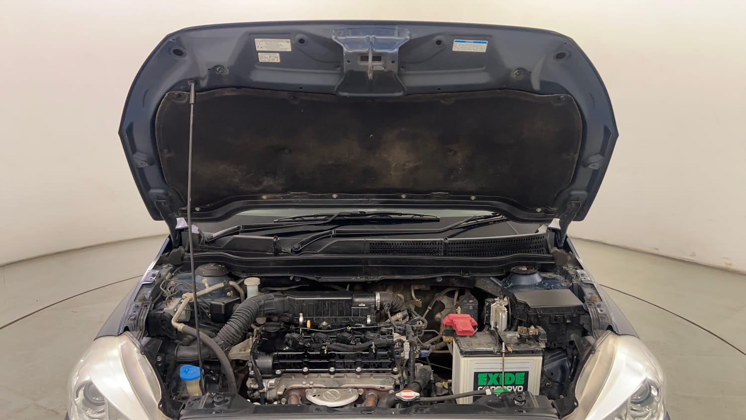 Used 2021 Maruti Suzuki S-Cross Zeta Petrol Manual engine ENGINE & BONNET OPEN FRONT VIEW