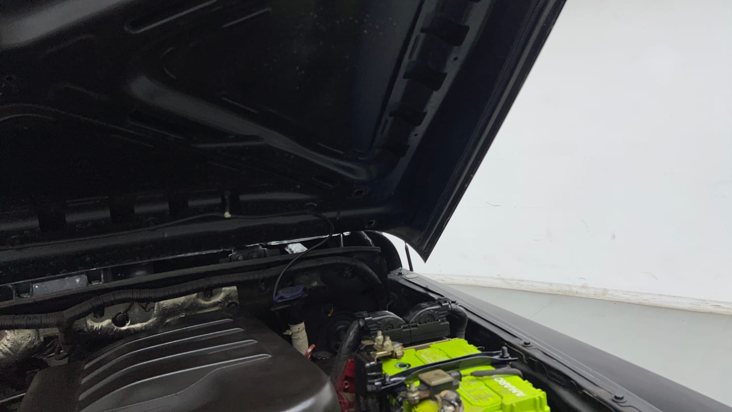 Used 2023 mahindra Thar LX Hard Top Petrol AT 4WD Petrol Automatic engine ENGINE LEFT SIDE HINGE & APRON VIEW